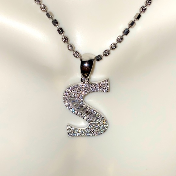 VVS clarity initial pendant, simulated diamond initial charm, 10k gold vermeil - Picture 1 of 5